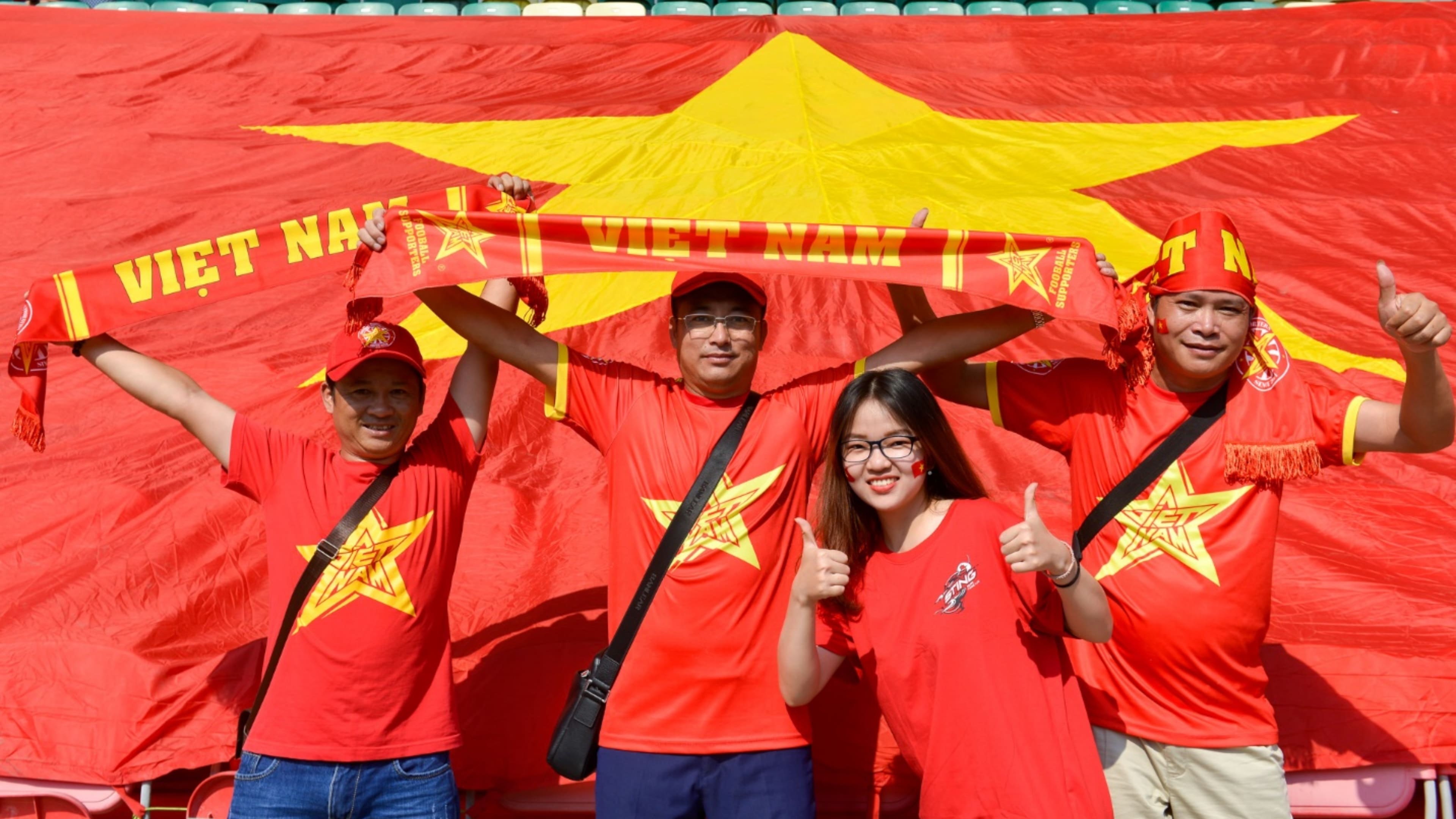 Vietnamese Flag T-Shirts are what to buy in vietnam for souvenirs