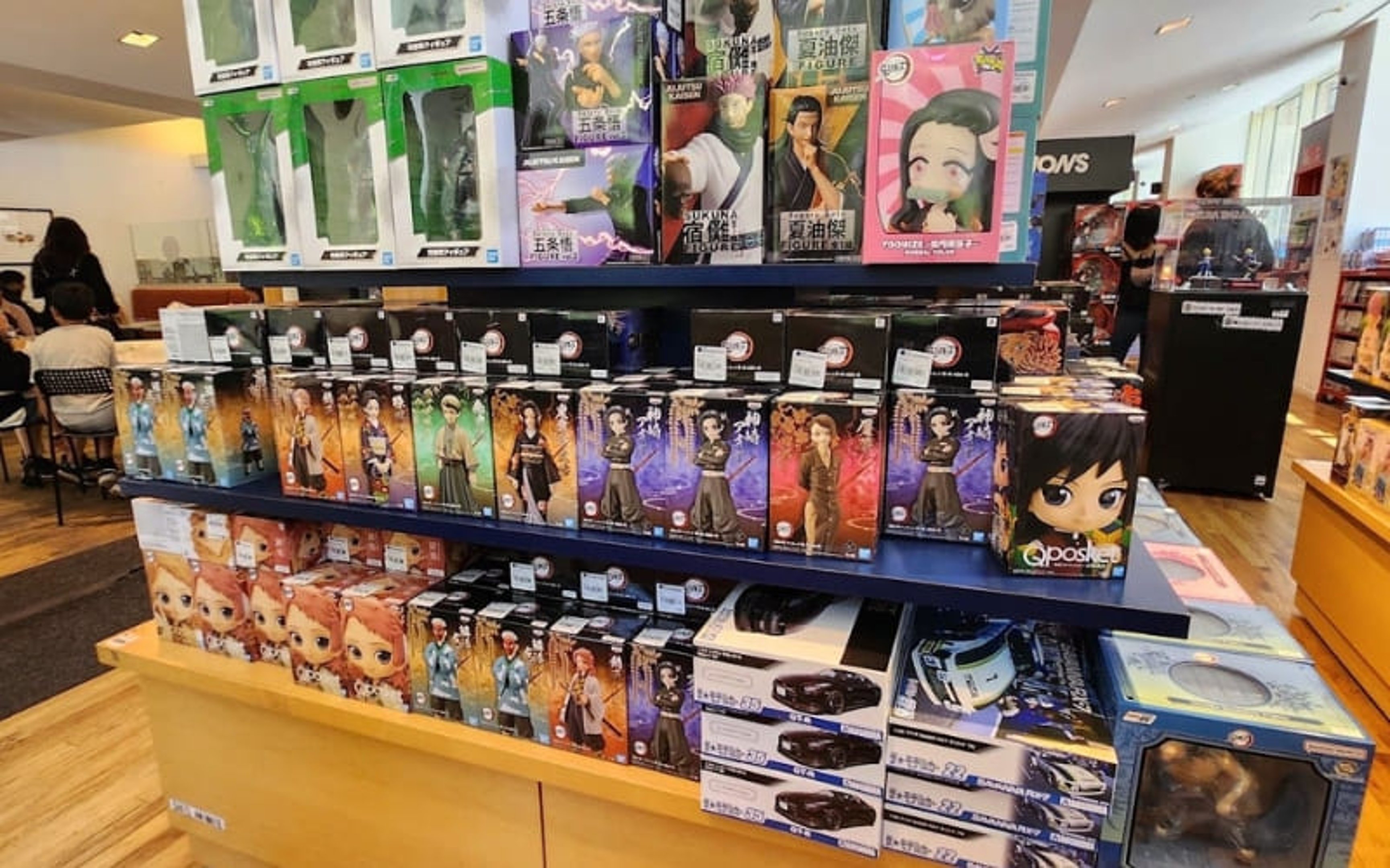 Anime & Manga goods are what to buy in japan