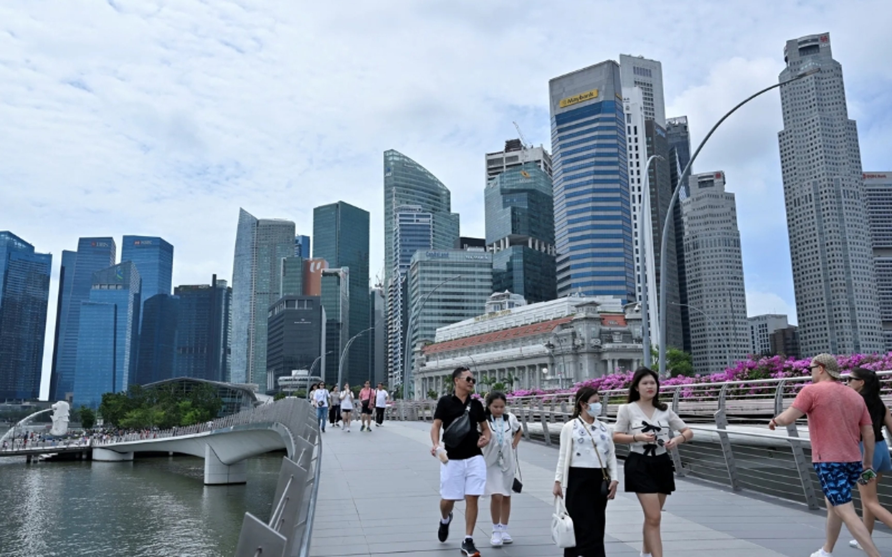 walking is one of the best way to get around in singapore