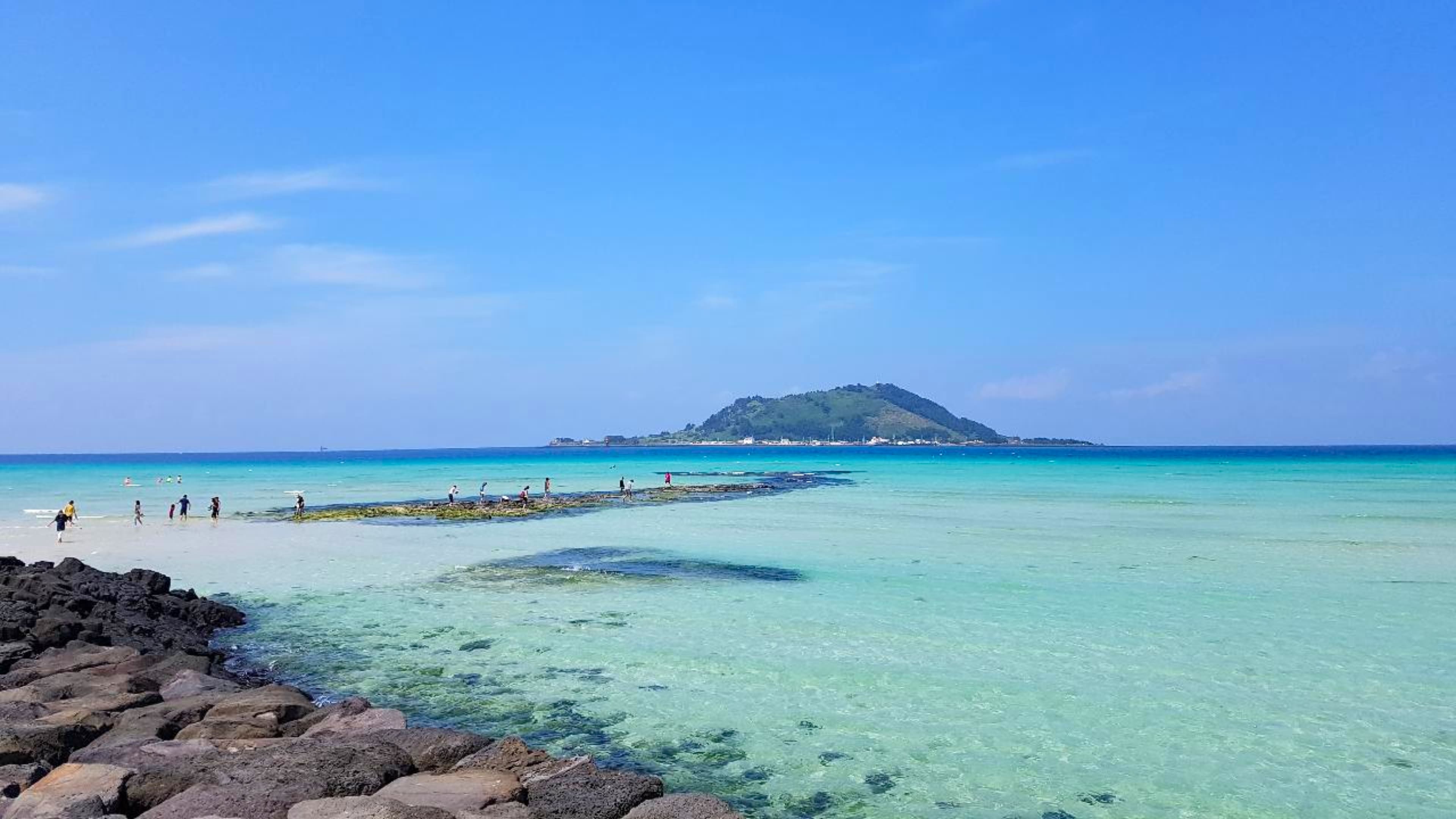 Hyeopjae Beach is among the beautiful beaches in jeju south korea