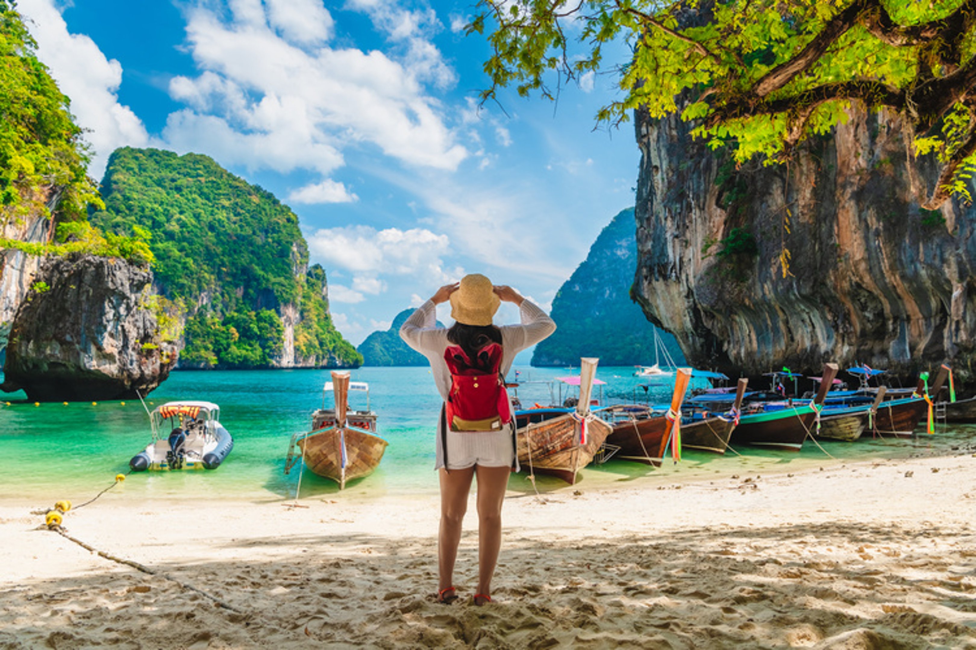 how much does it cost to travel to Thailand