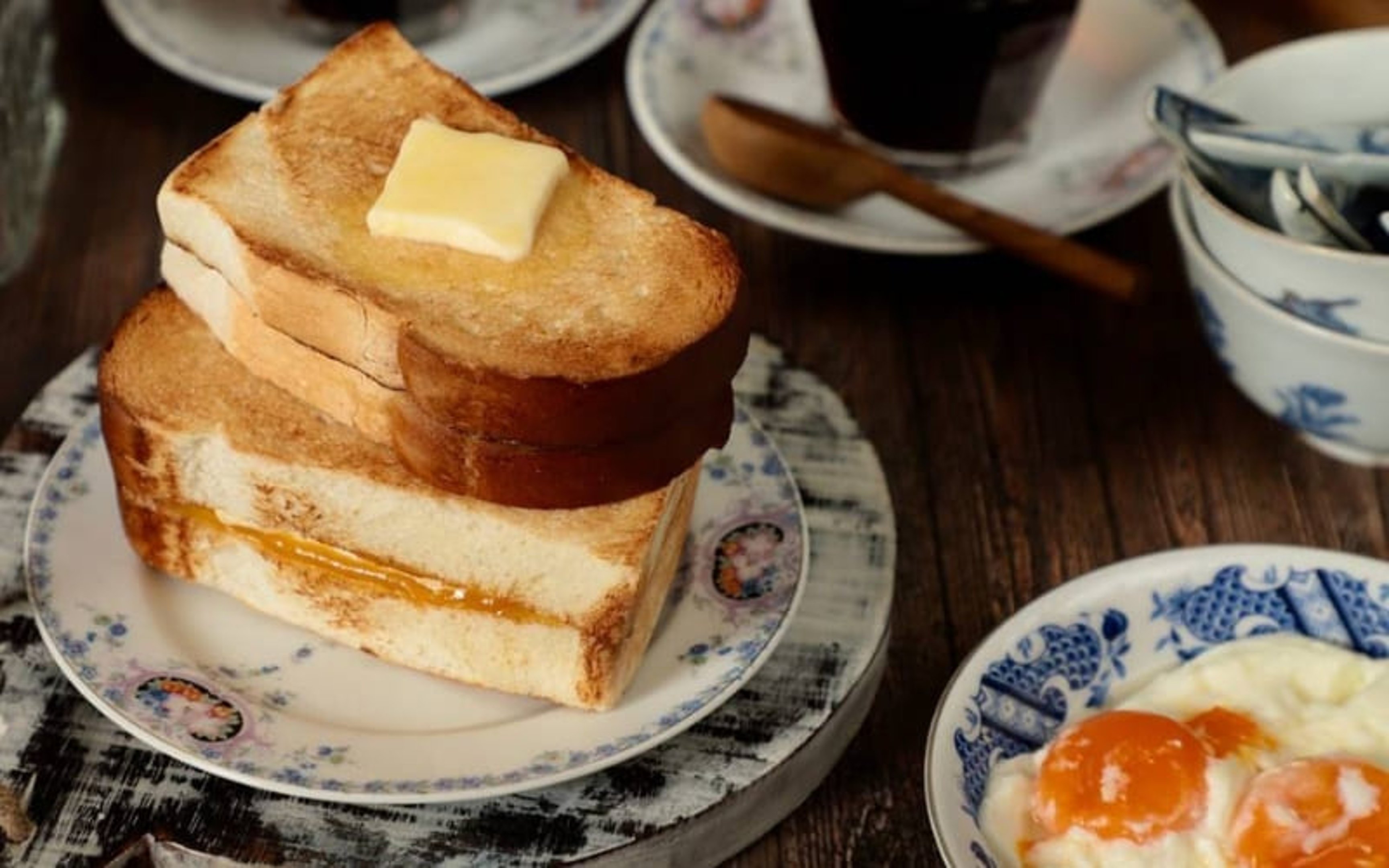 Kaya Toast is the best food in singapore for breakfast