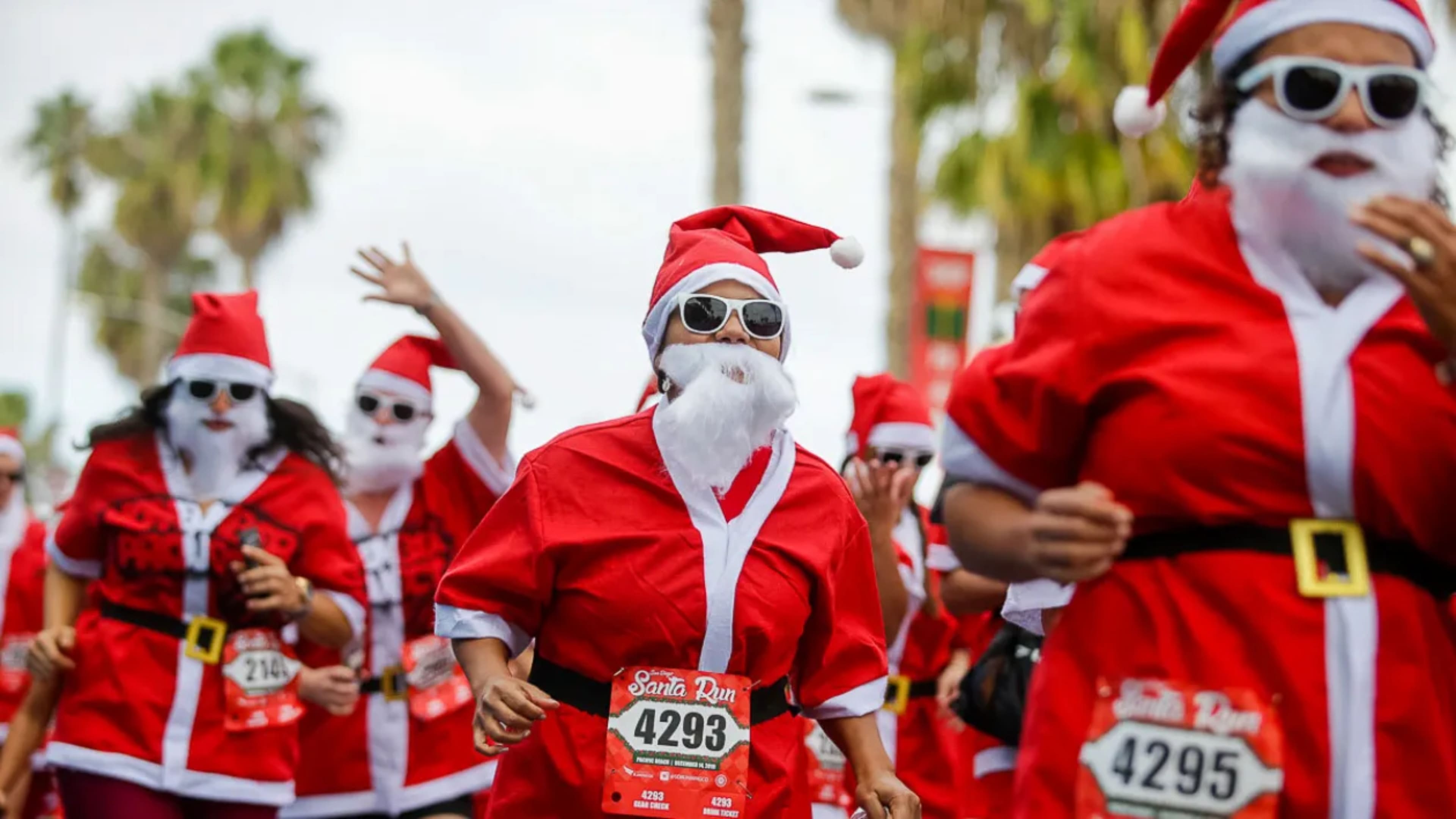 san diego christmas events - San Diego Santa Run