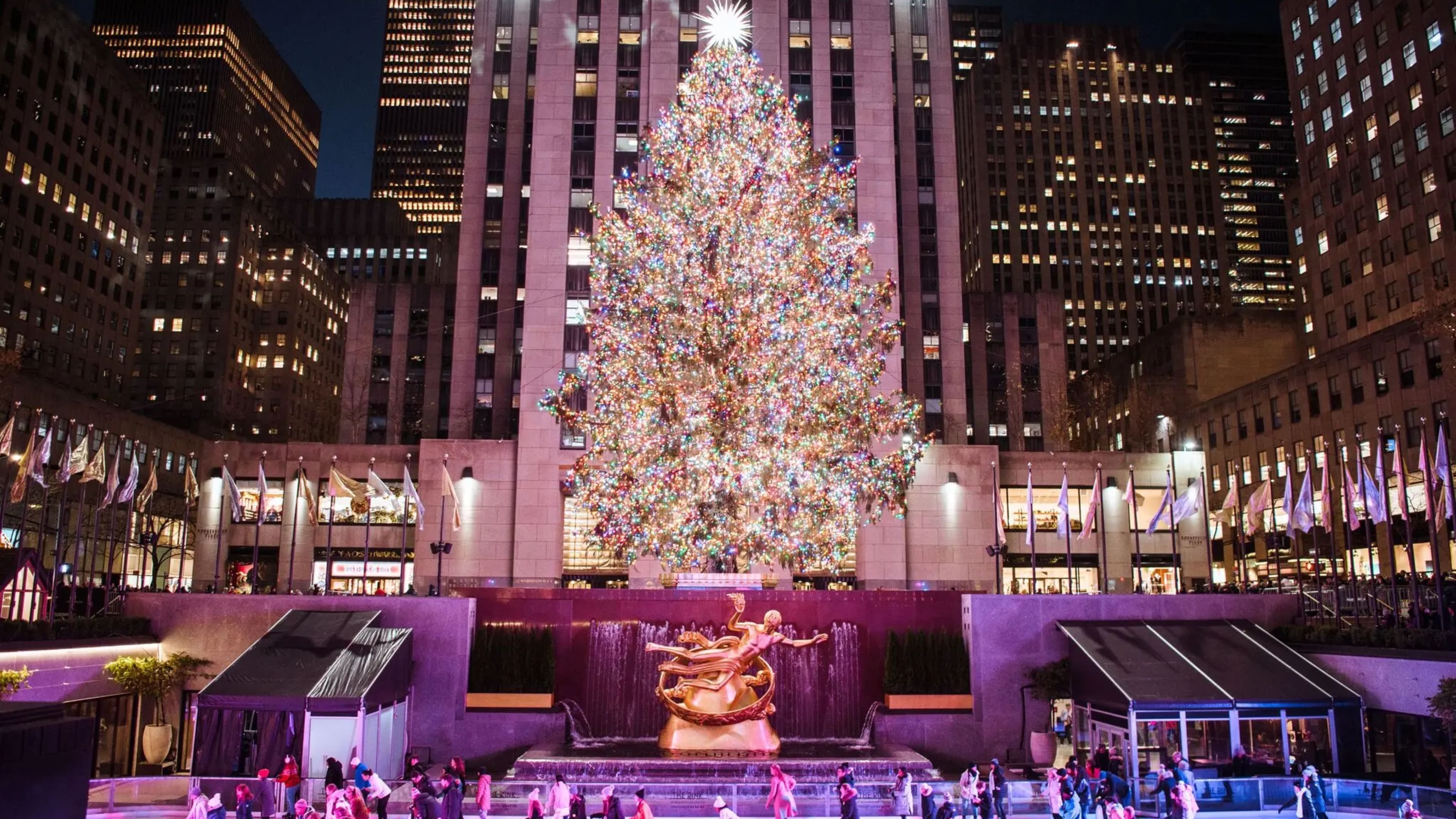 Christmas things to do in NYC - Rockefeller Center Christmas Tree