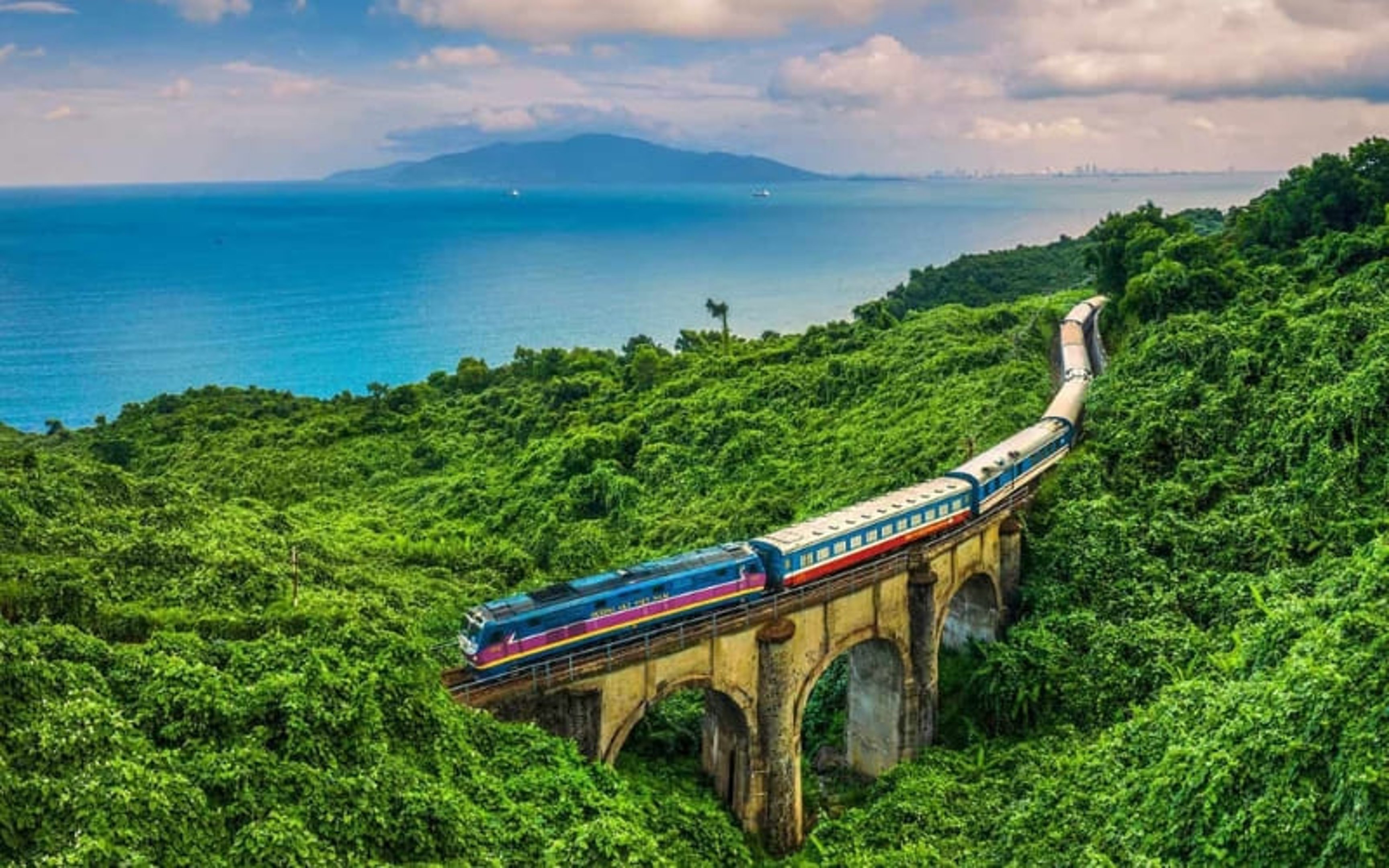 Vietnam travel cost when using train