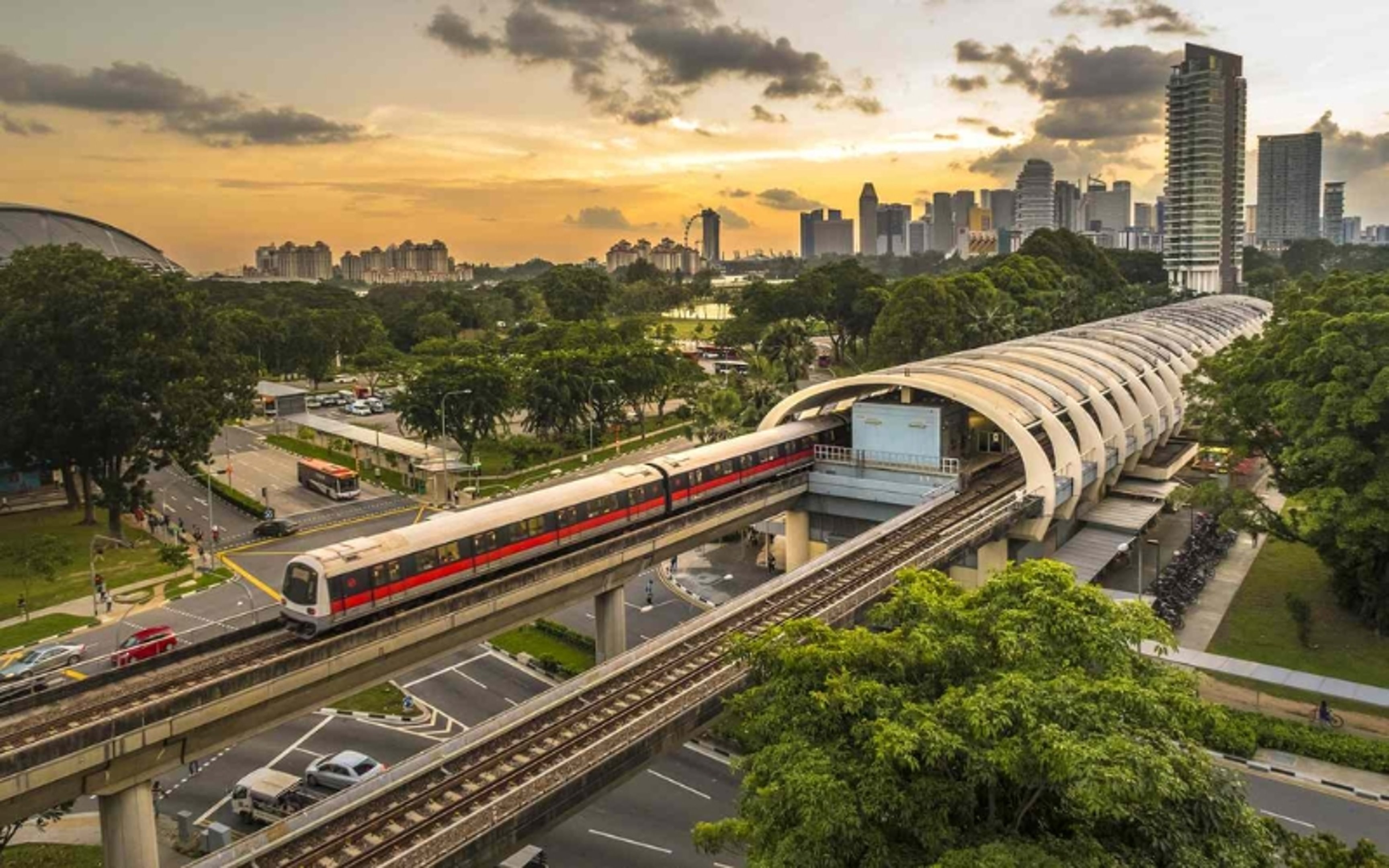 getting around singapore using MRT