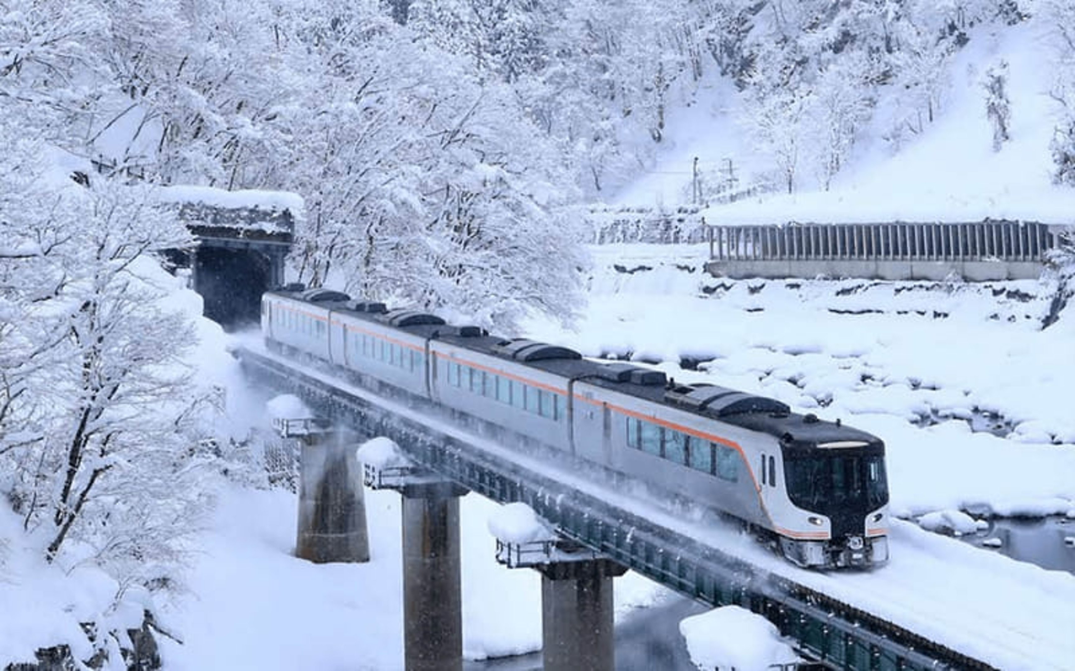 How to get around in Japan with with JR Railway