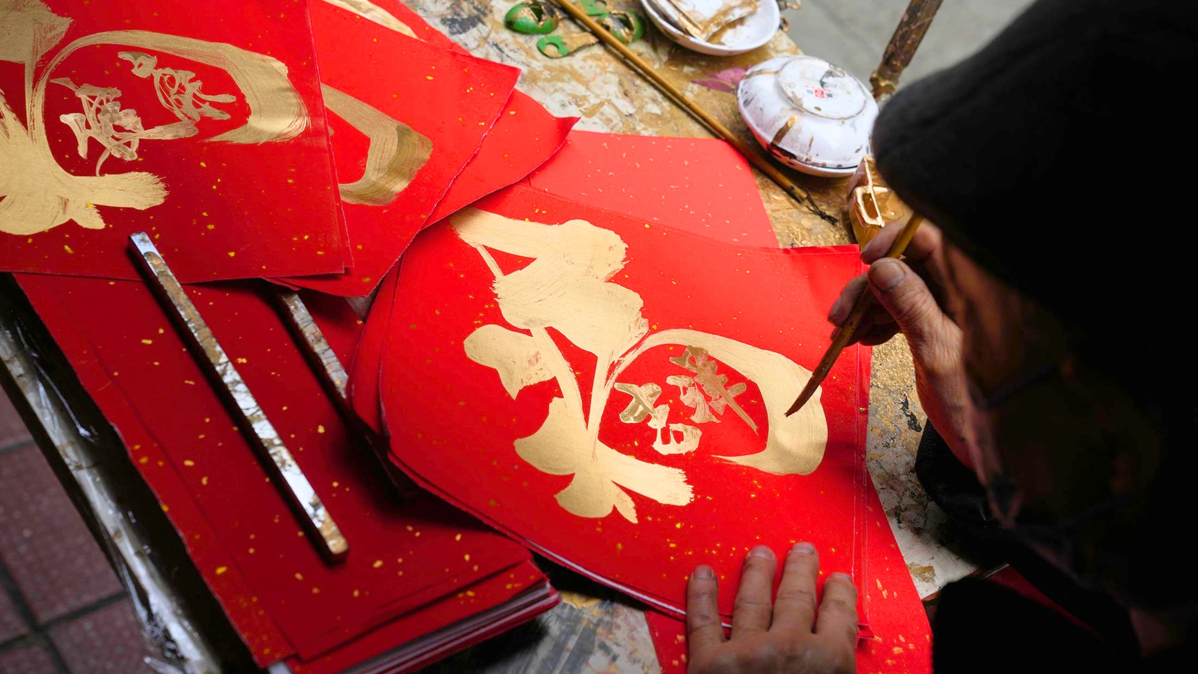 Chinese calligraphy is what to buy in hong kong