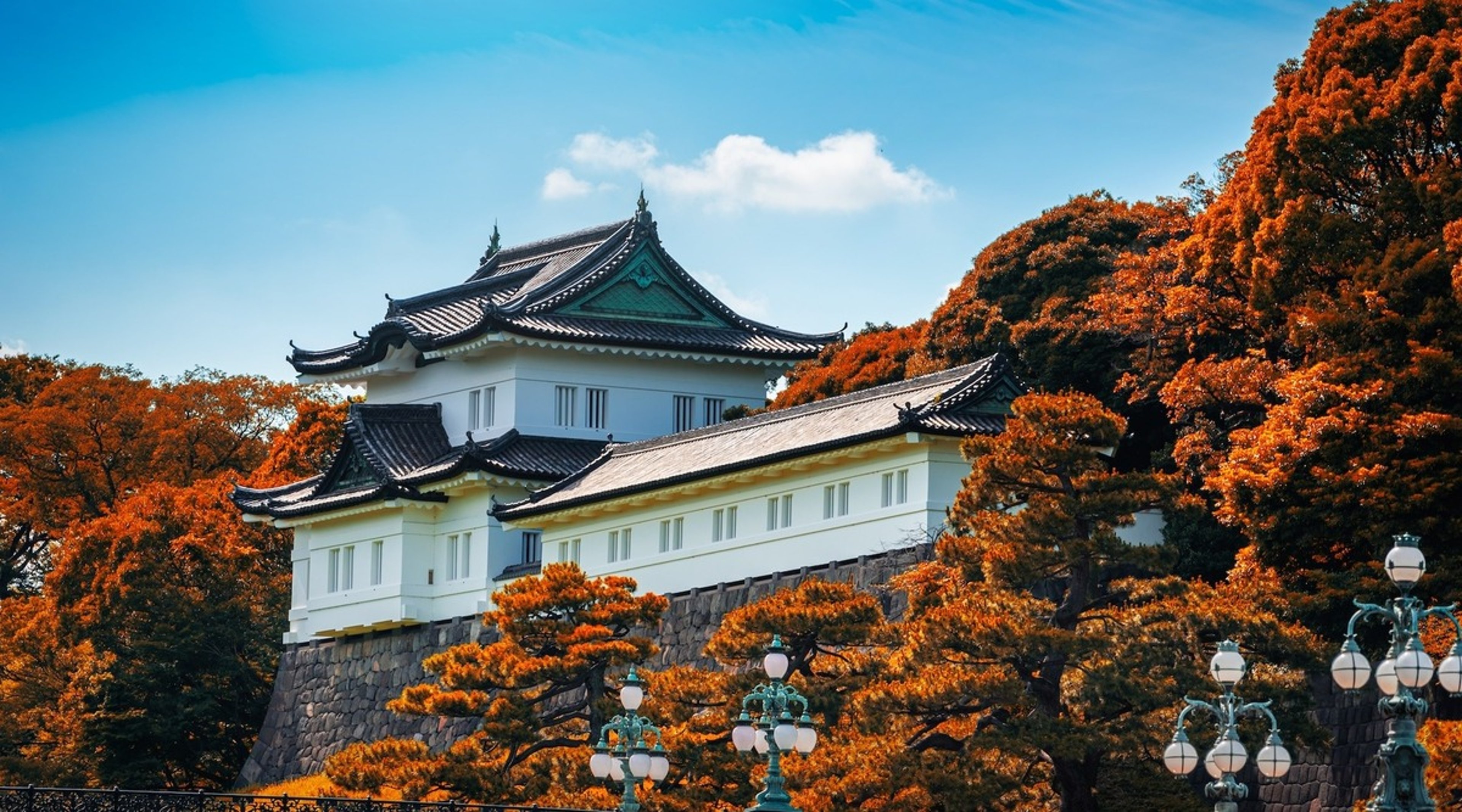 10 days in japan itinerary - visit Edo Castle