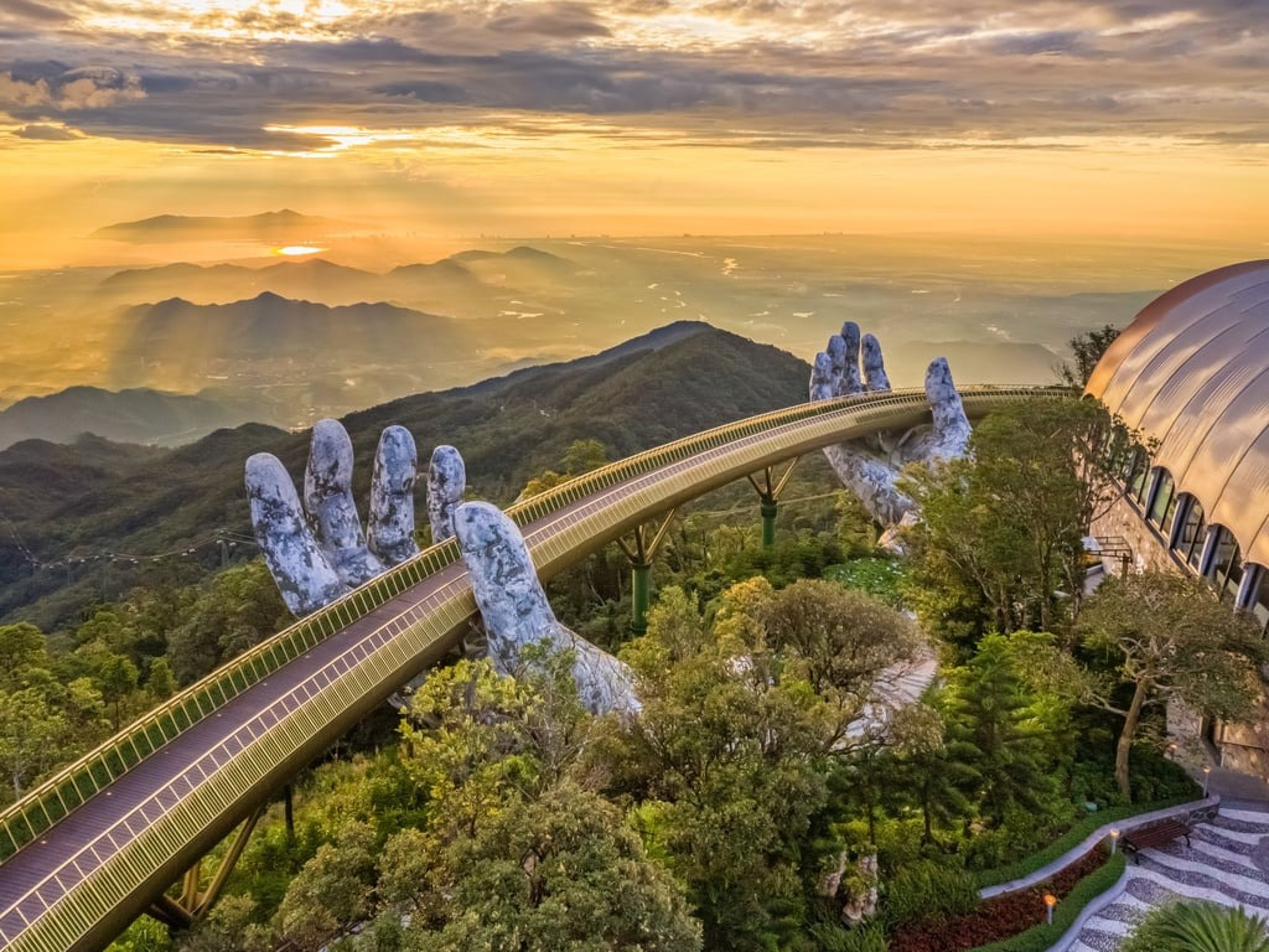 Private Danang International Airport Transfers (DAD)
