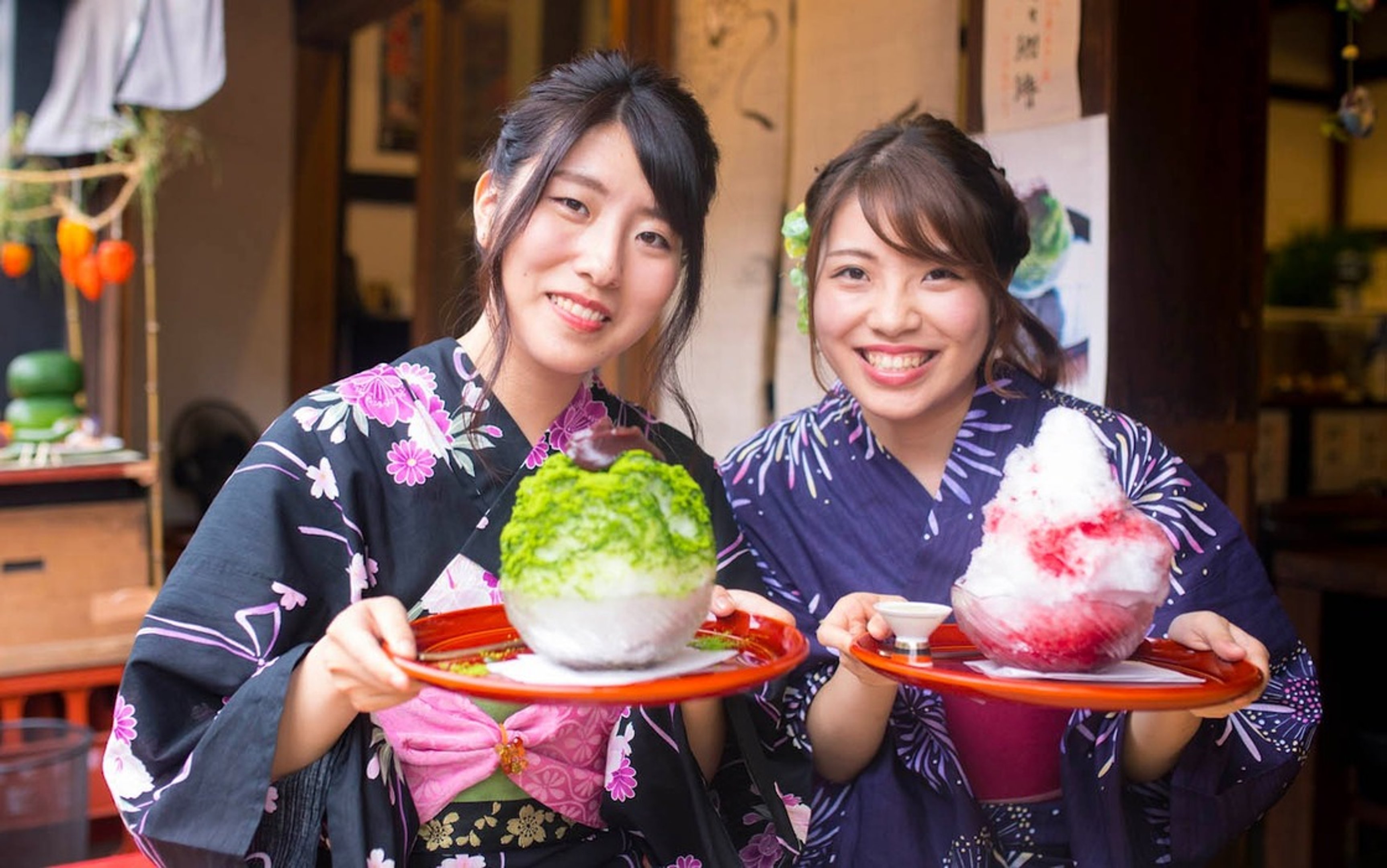 Kakigori is one of the best japanese street foods in tokyo