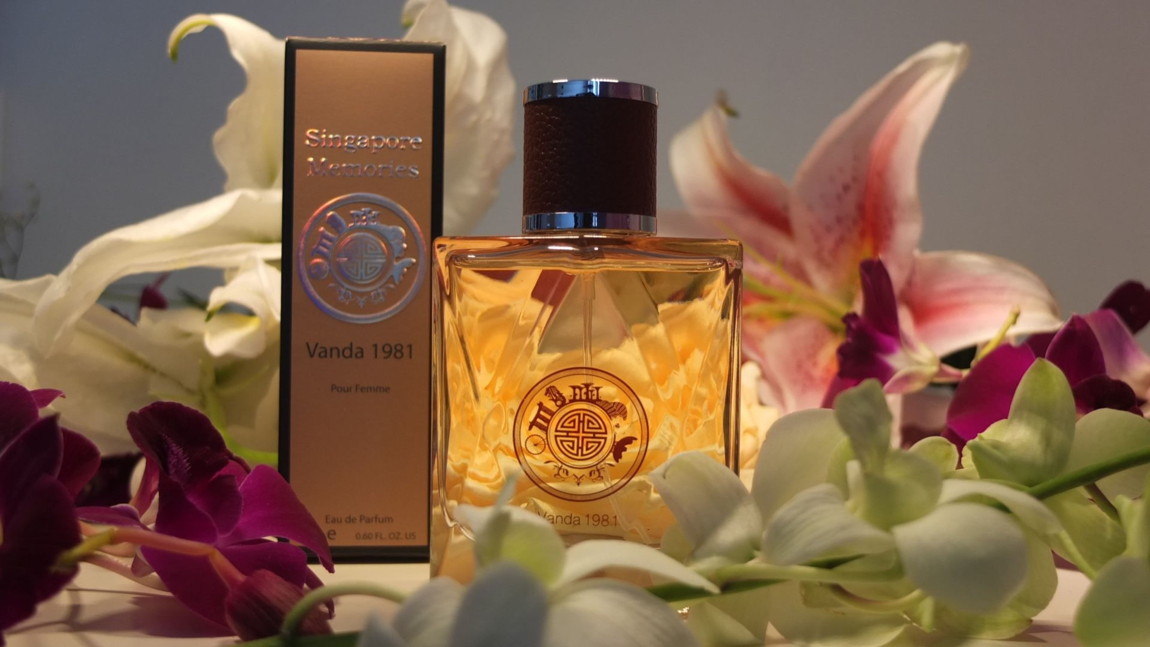 orchid perfumes are souvenirs to buy in singapore